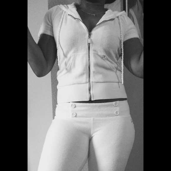 Hooded Cream Jogger set