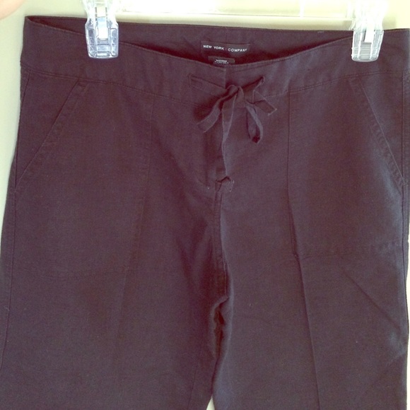 NWOT Wide Leg Black Capri/Goucho Pants