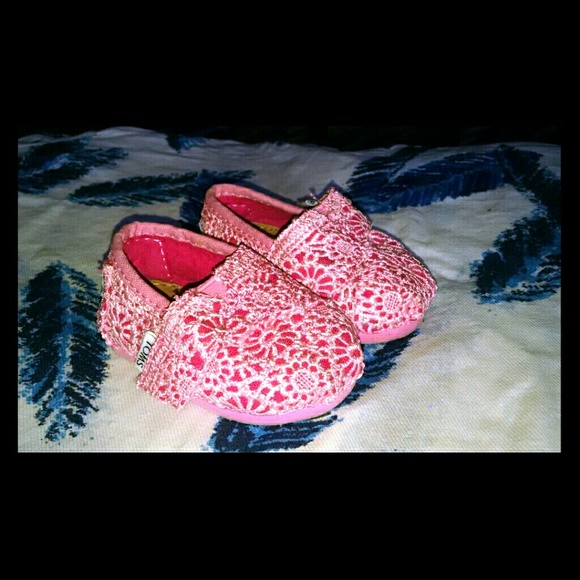 Toddler 3 pink toms