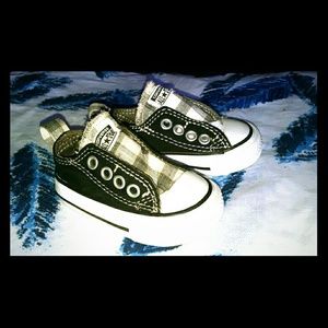 Toddler 2 chuck Taylor's