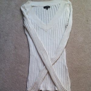 Cream stretchy, comfy, soft sweater!