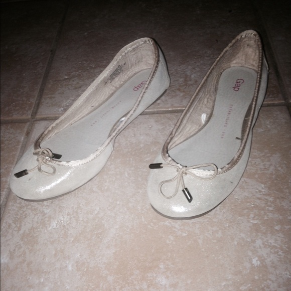 Price drop $13 GAP BALLET FLATS