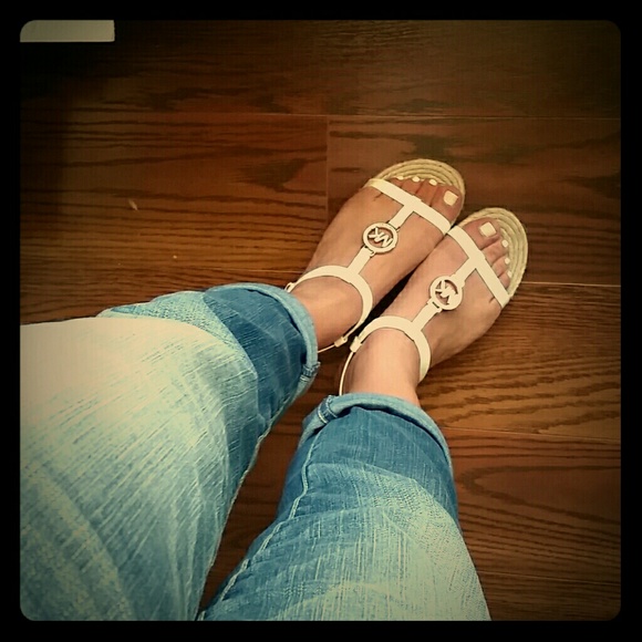 MICHAEL Michael Kors Shoes - NWOT Michael Kors Hope Sandals