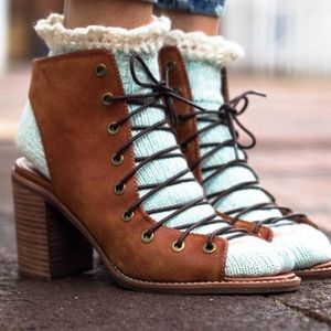 Free People minimal lace up heel