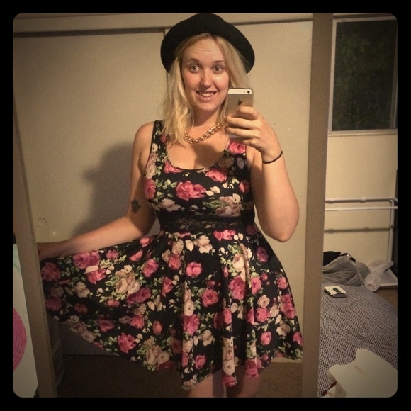 Rose print retro fit dress