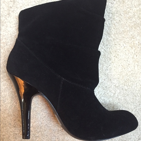 β SALE β Steve Madden Booties 9M but run small - Picture 2 of 4