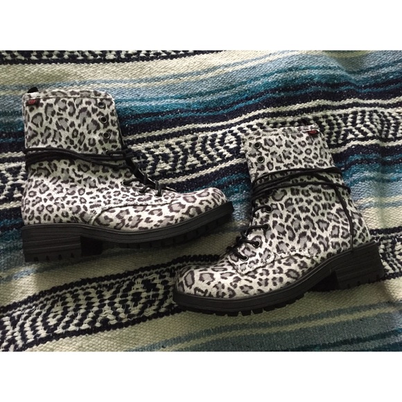 Cheetah Combat Boots