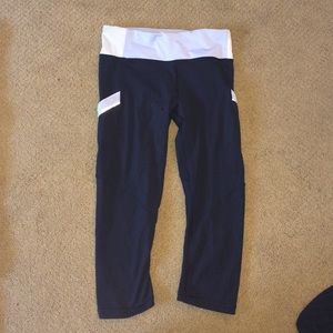 Lululemon crop leggings