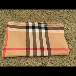 Checkered infinity scarf