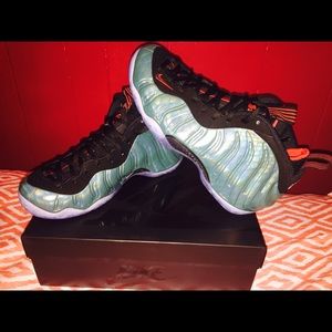 Foamposite gone fishing size 9