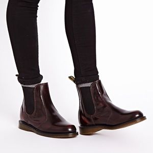 Doc Marten Chelsea Boots Size 9 in Oxblood