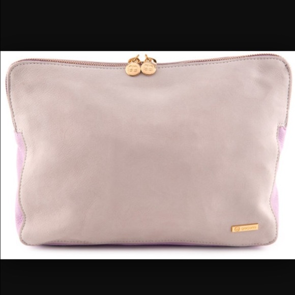 Gorjana Handbags - Gorjana & Griffin Bleeker leather clutch handbag