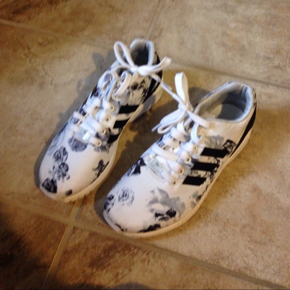 adidas floral shoes zx flux