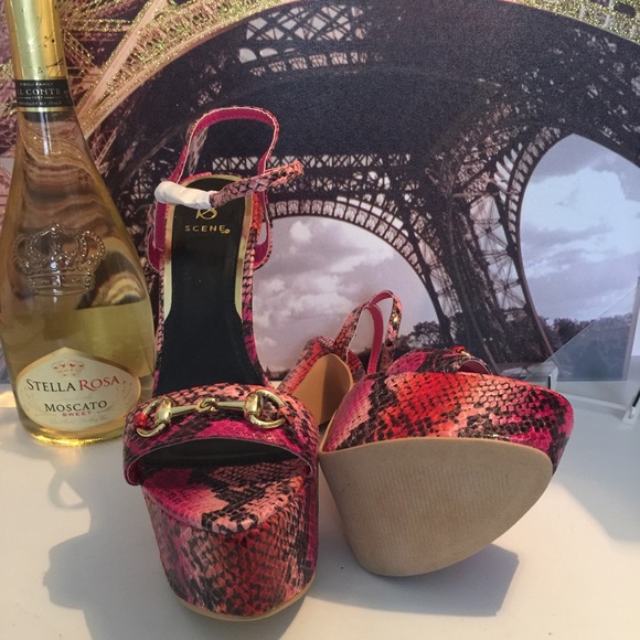 Scene faux snake platform sandal - Picture 4 of 4