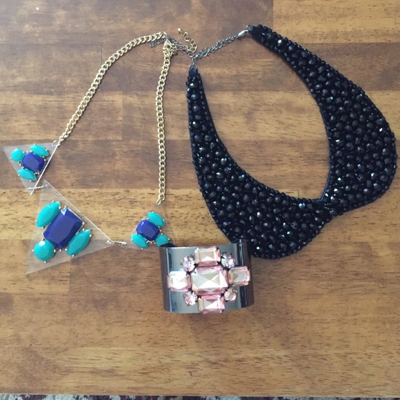Jeweled necklace and bracelet lot