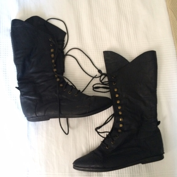 Jeffrey Campbell 'somebody' boot!