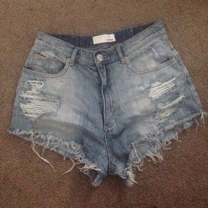 garage highwaist distressed shorts