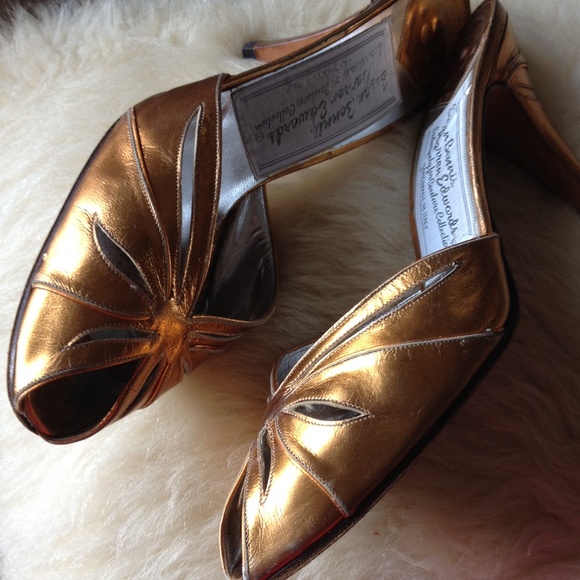 Susan Benis & Warren Edwards Peep Toe Heels💝 - Picture 1 of 4