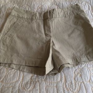 Vineyard Vines Khaki Shorts