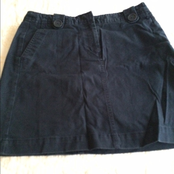 Vineyard Vines Navy skirt