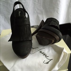 Elizabeth and James Grab Black Leather Platforms