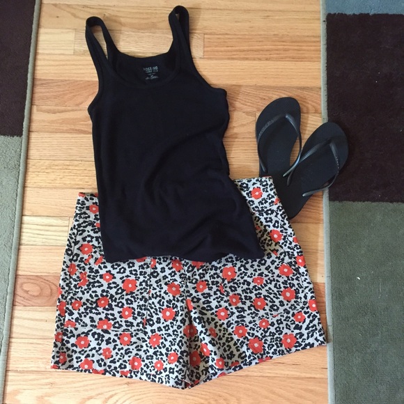Banana Republic printed shorts