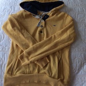 Vineyard Vines hoodie