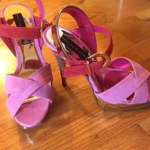 Steven by Steve Madden Pink & Gold Heels