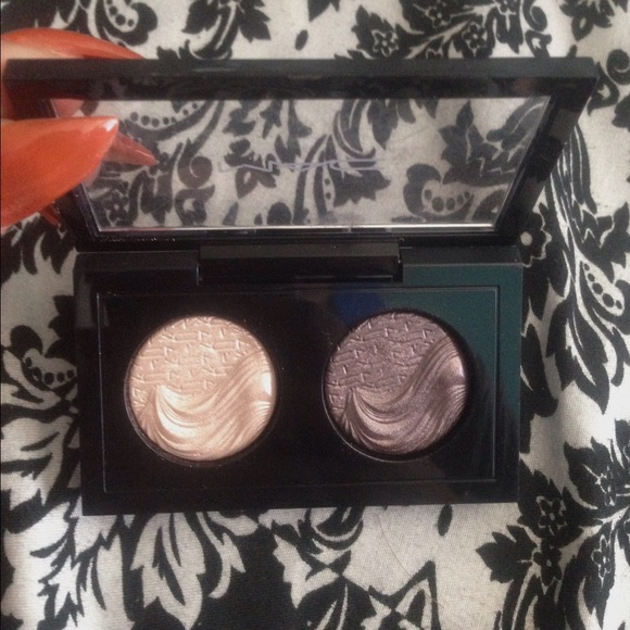 MAC duo eye shadow