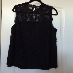 Lace sleeveless black blouse