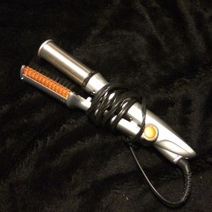 Hair Curler by In Styler