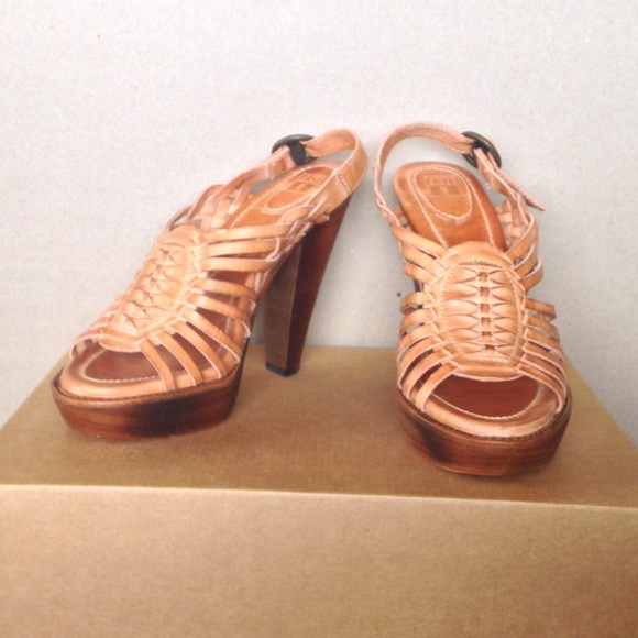 FRYE JOY HUARACHE SANDAL