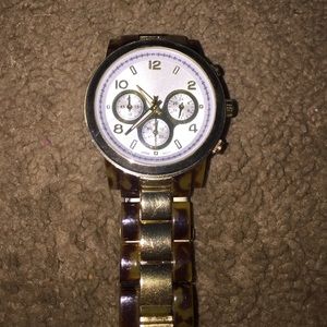 Gold and tortoise Francesca's watch
