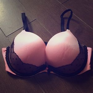 🚫SOLD on MERCARI🚫 Very Sexy Push Up