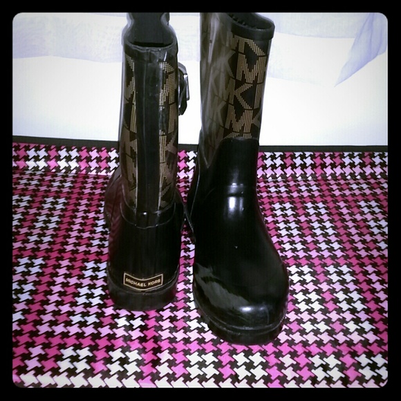 MK Rainboats
