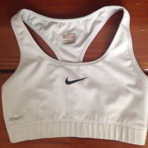 Sports bra