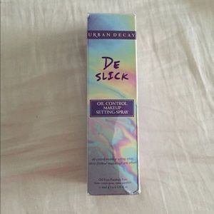 Urban Decay De Slick Oil Control Setting-Spray