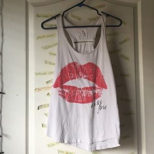 Kiss me tank