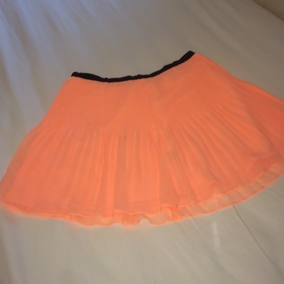 Victoria Secret - Neon Orange Pleated Skirt