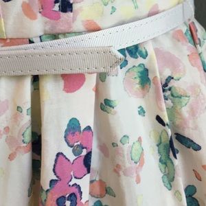LC Lauren Conrad Dresses - ๐ Lauren Conrad NWT Floral Fit and Flare Dress LC Lauren Conrad Dresses - ๐ Lauren Conrad NWT Floral Fit and Flare Dress
