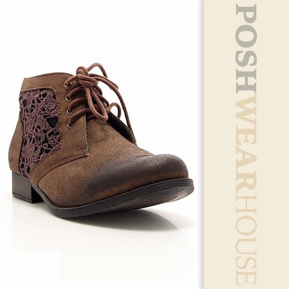 Super Funky Distressed Die-Cut Oxford Shoes - Picture 2 of 3