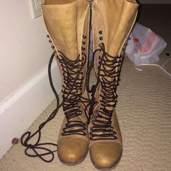 Steve Madden boots