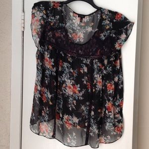 Flower lace blouse SOLD