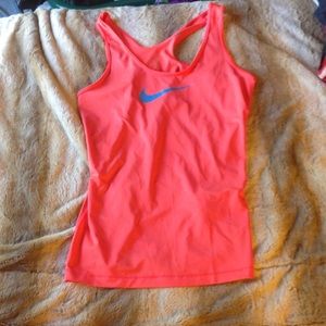 Nike Pro tank