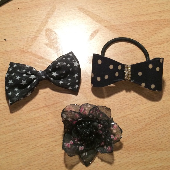 🎀Bows and clips🎀