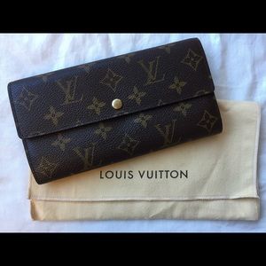 Louis Vuitton Sarah Wallet