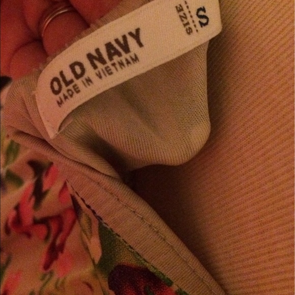 🌺 Old navy Maxi Dress 🌺 - Picture 2 of 4