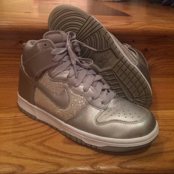 SOLD Nike Dunk High Women's Casual Shoe