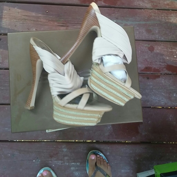 Nude pumps - Picture 3 of 3