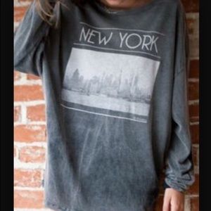 Brandy Melville rare New York Shirt